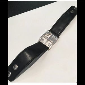 Vintage Givenchy logo blk leather silv bracelet🥀